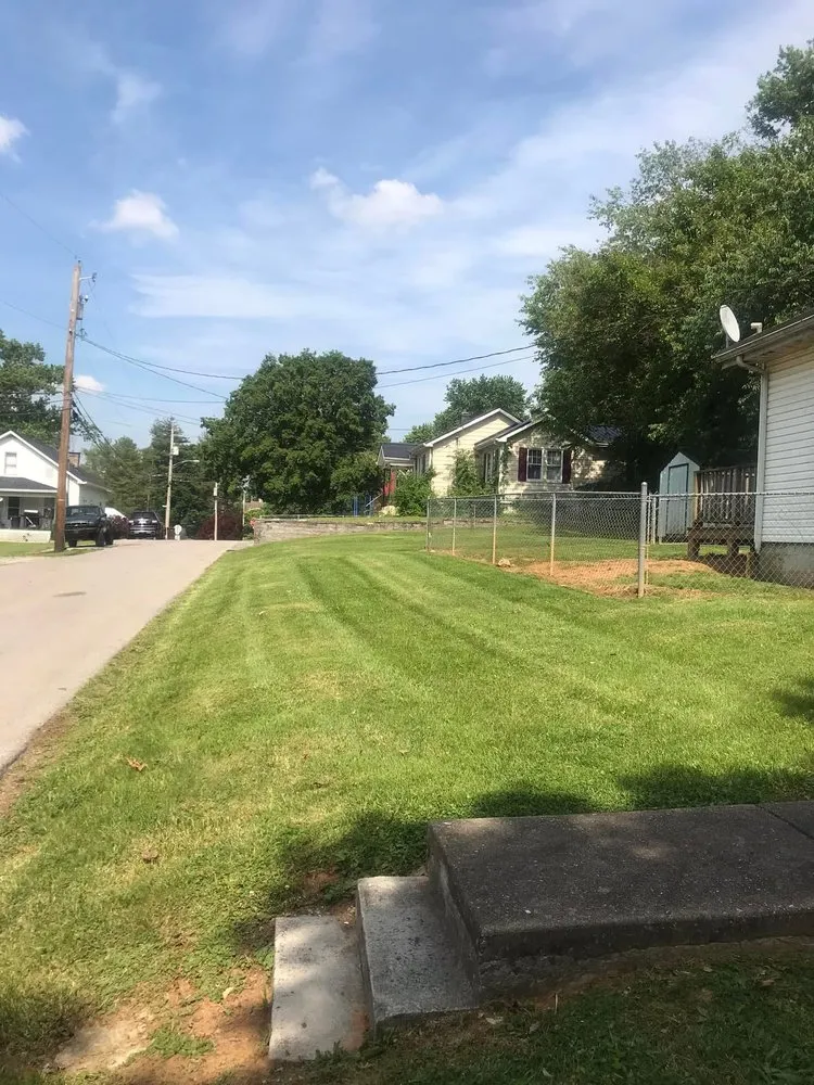 Reliable garden landscaping experts serving Somerset, KY - JJ’s Mowing & Weed Eating