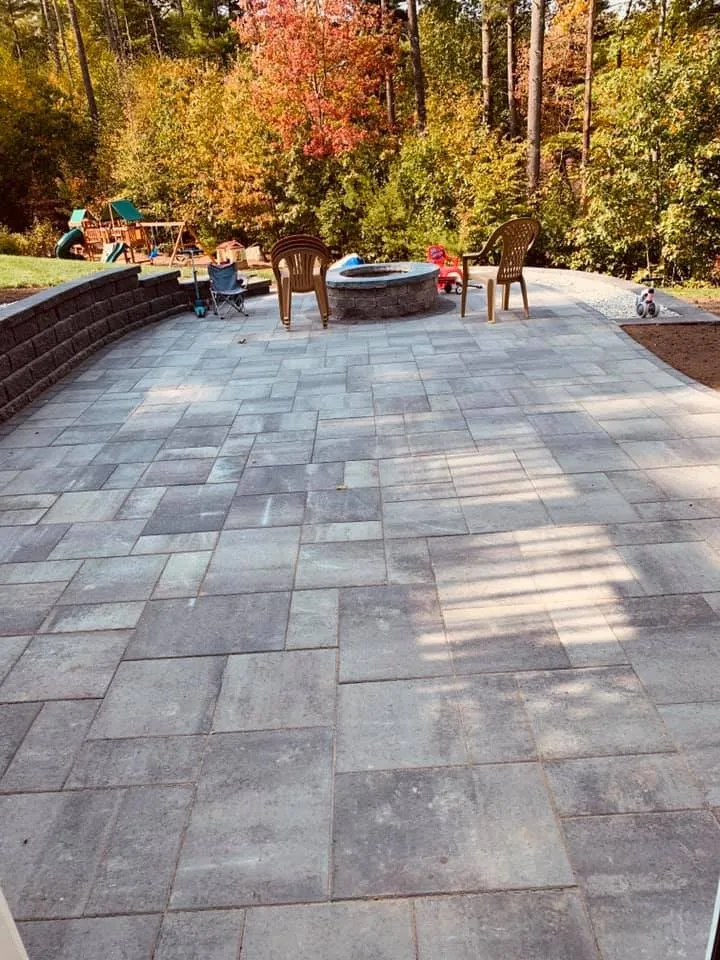 Top-rated lawn care service in Saugus, MA - JJ’s OUTDOOR