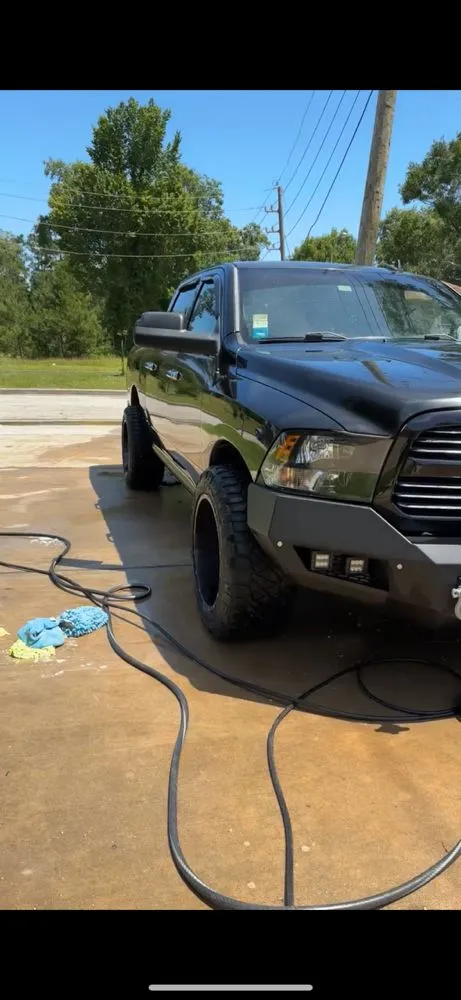 Professional lawn care service experts serving Crosby, TX - J&J’s Wash And Mow