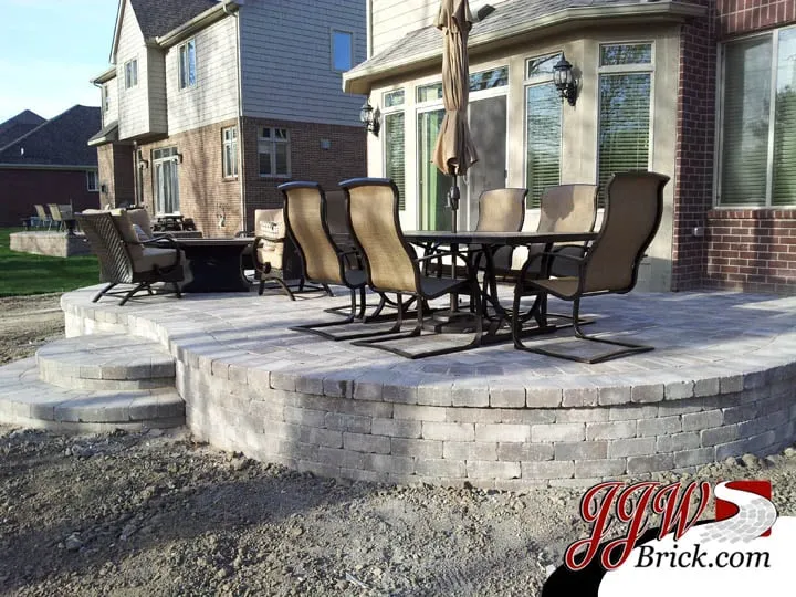 Top-rated garden landscaping for outdoor upgrades in Macomb, MI by JJW Brick