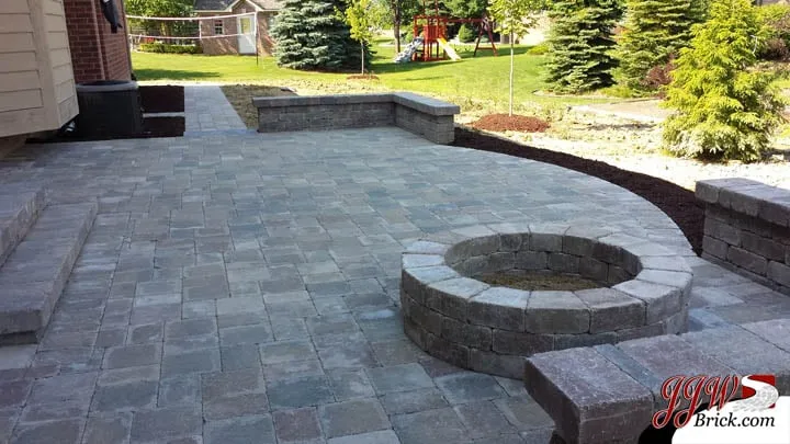 Trusted garden landscaping experts serving Macomb, MI - JJW Brick