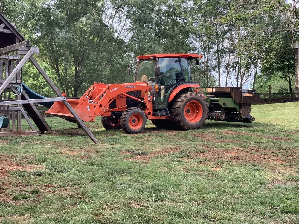 Custom lawn mowing service in Warrenton, VA by J&K Grounds Maintenance