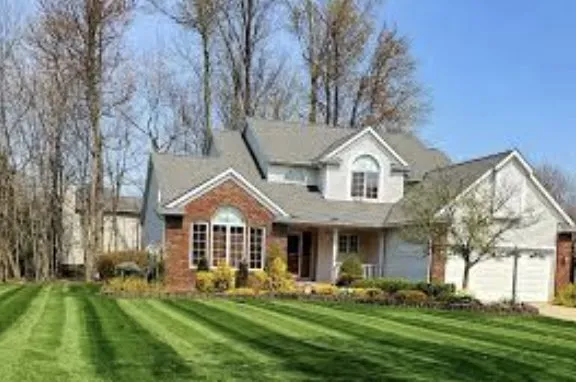 Reliable yard cleanup service experts serving New Carlisle, OH - j&k Lawn Care