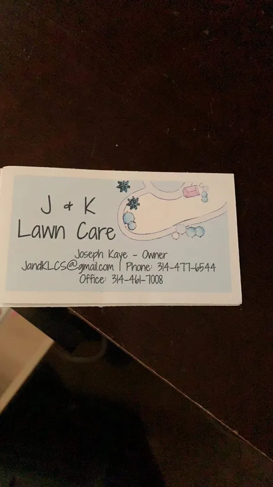 Top-rated yard cleanup service in St. Louis, MO by J&K Lawn Care