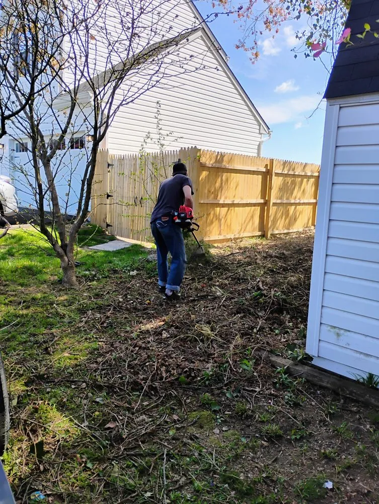 Trusted yard maintenance for homes in Wilmington, DE by J&K Lawn Care