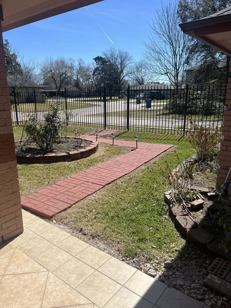 Professional garden landscaping in Houston, TX - J&k lawn service