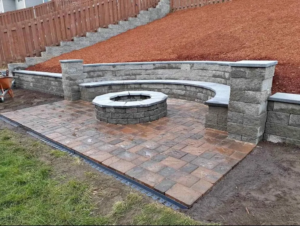 Professional landscaping services for beautiful yards in Seattle, WA by JKD Landscapey Contruccion