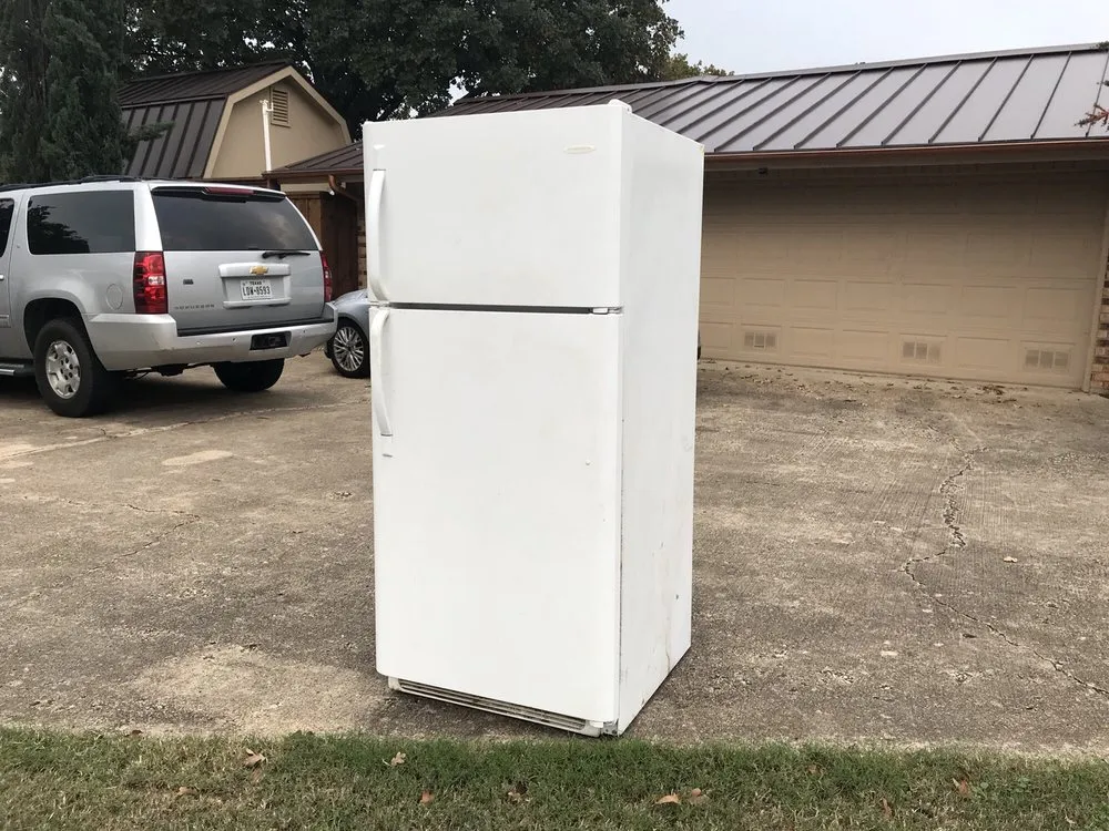 Custom yard maintenance in Aubrey, TX by JKL ProServices