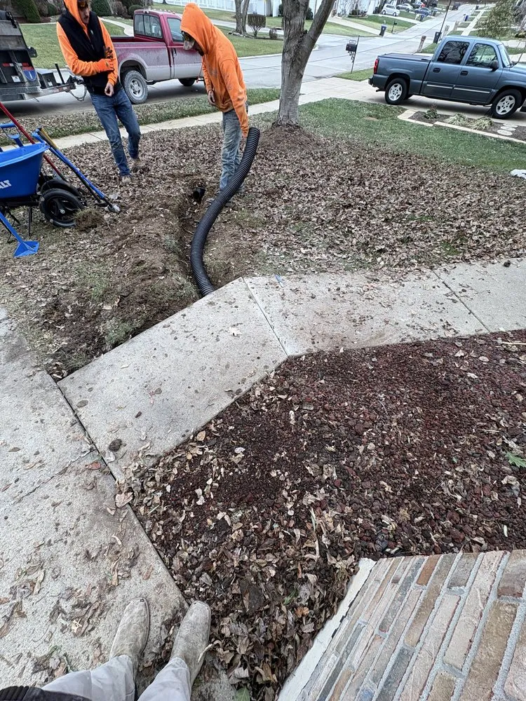 Local yard cleanup service in Wentzville, MO by JL Contracting