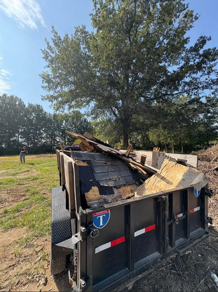 Expert outdoor landscaping experts serving Wentzville, MO - JL Contracting