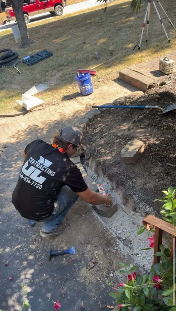 Trusted landscape installation in Wentzville, MO by JL Contracting