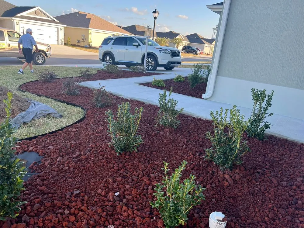 Local yard cleanup service in Bushnell, FL by JL Hernandez Landscaping