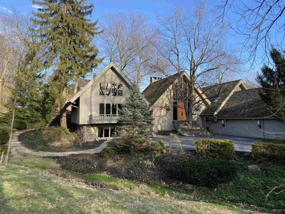 Reliable yard maintenance for homes in Monticello, IN by JL Home Services