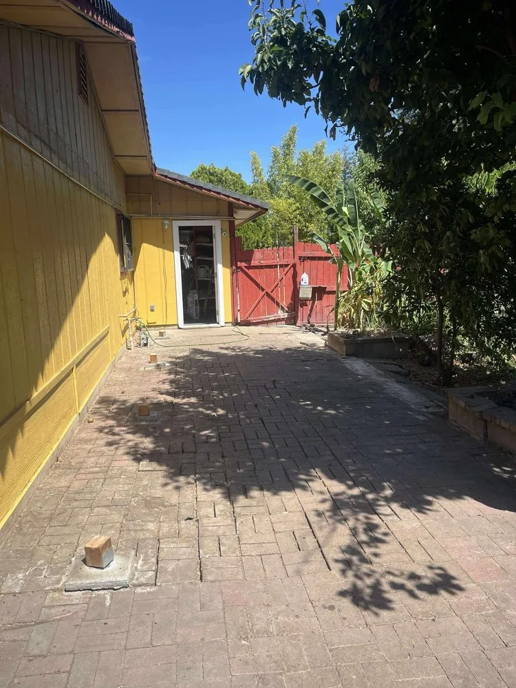 Professional lawn care service for homes in Sacramento, CA by JL Junk Removal