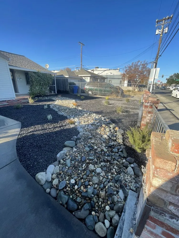 Top-rated lawn mowing service in Lodi, CA - J&L Landscapes