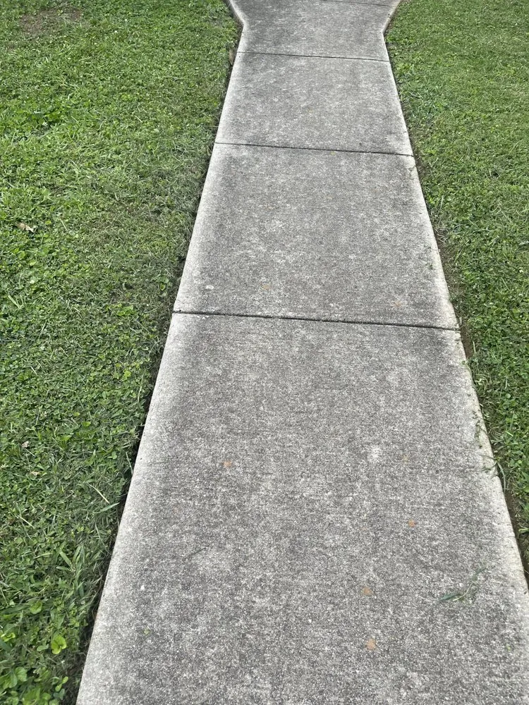 Custom lawn care service experts serving South Pittsburg, TN - J&L Lawncare