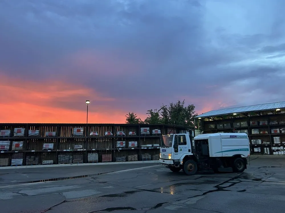 Trusted yard maintenance experts serving Fort Wayne, IN - JL Oetting Services