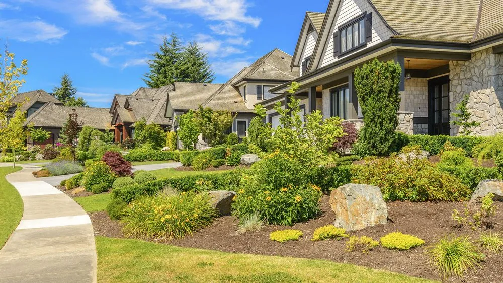 Affordable lawn mowing service in Menomonee Falls, WI - JL Property Services