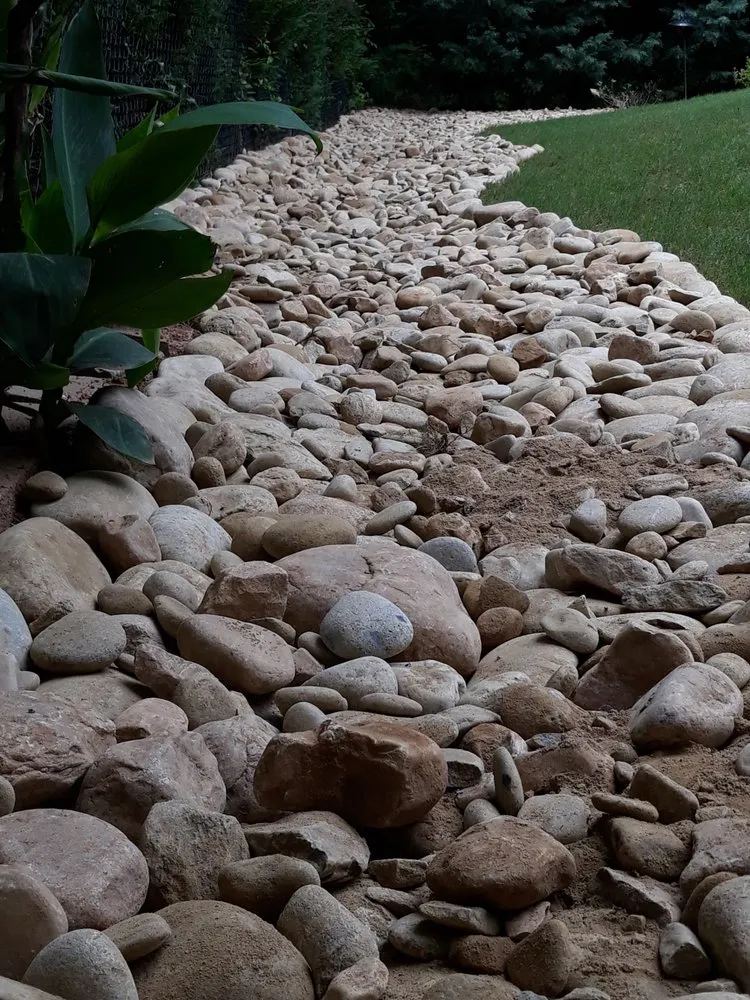 Local yard cleanup service in Lawrenceville, GA by JL Remodeling & Landscape