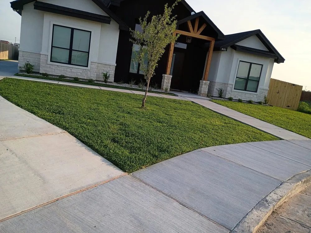 Reliable garden landscaping experts serving Brownsville, TX - JL Specialty Lawn Mower