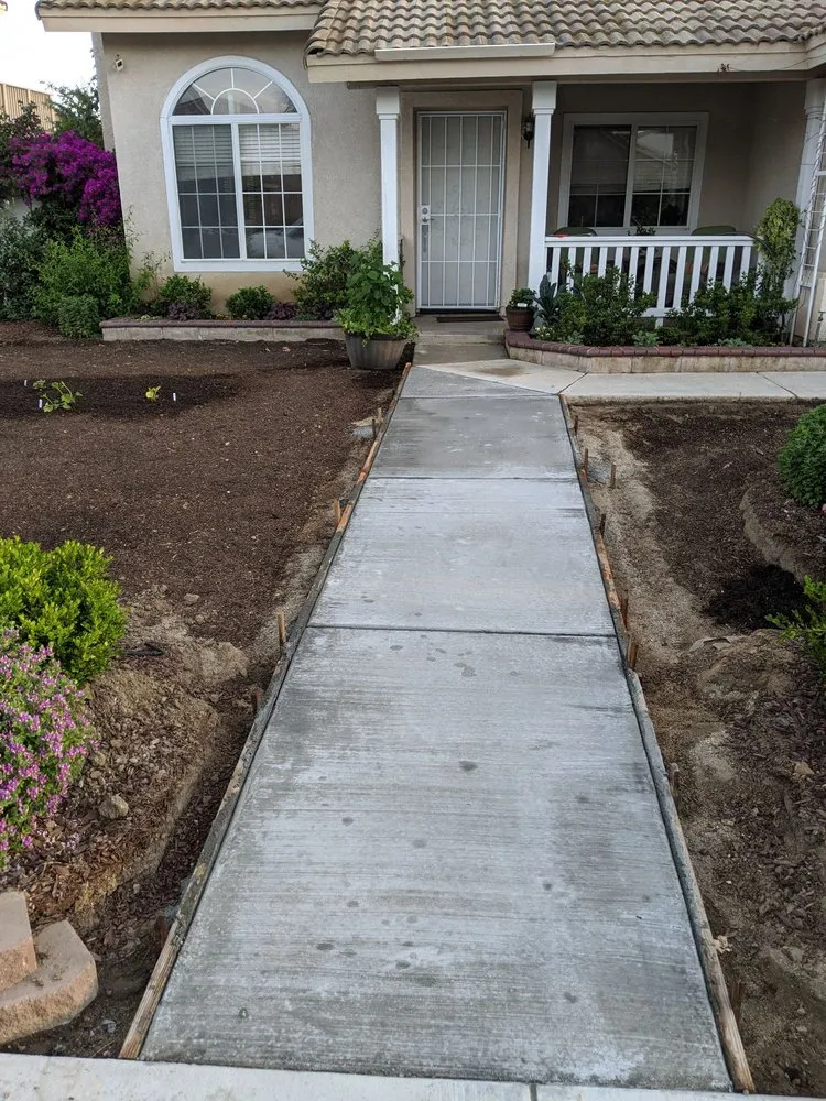 Custom residential landscaping for outdoor upgrades across Hemet, CA - J&L Tree Service and Lawn Care