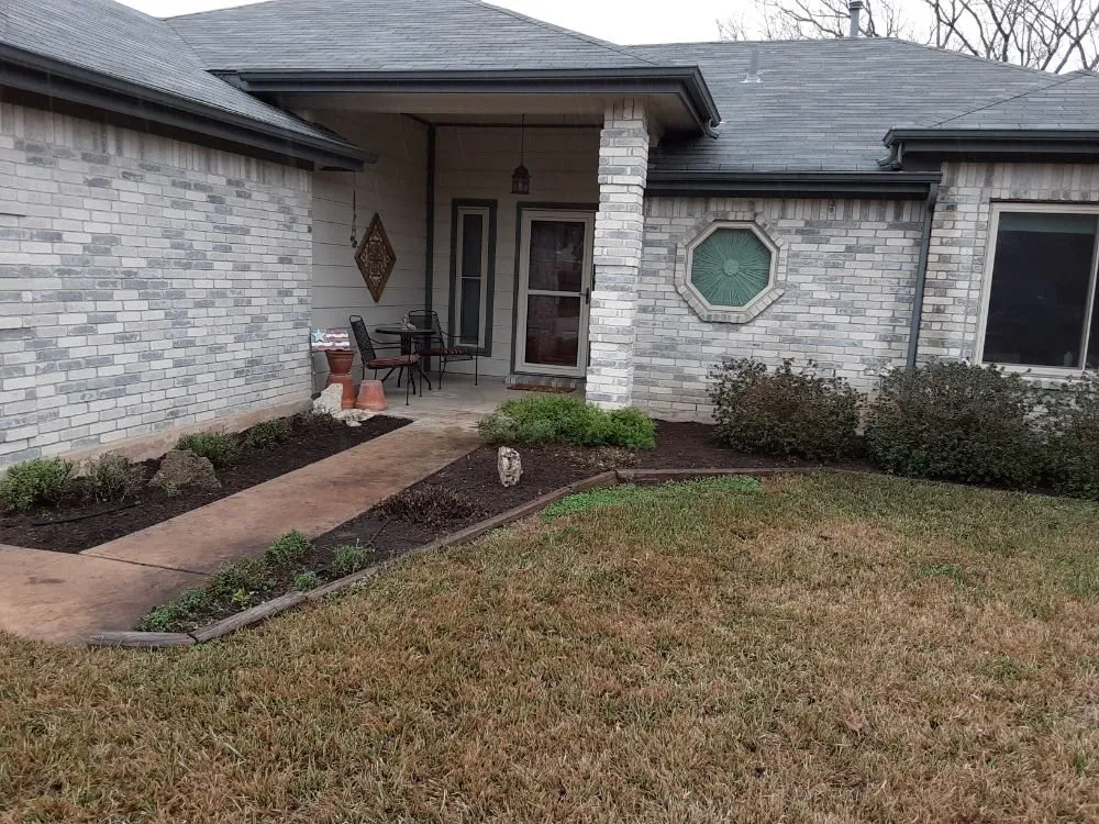 Reliable landscape installation for year-round maintenance across Round Rock, TX - JL Tree Service