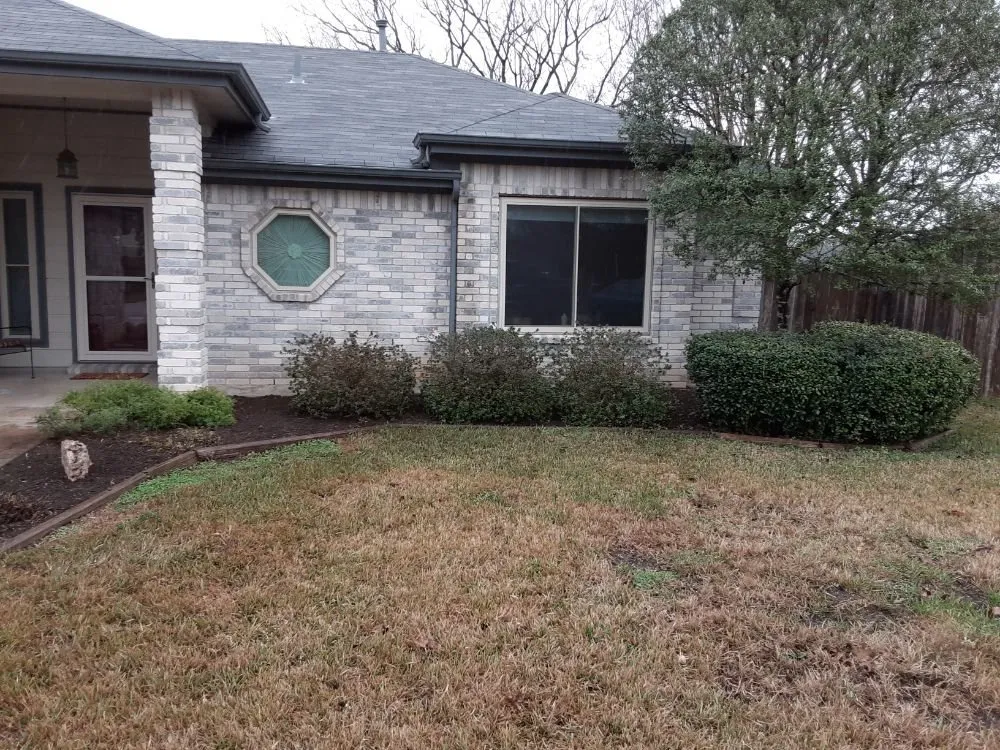 Top-rated outdoor landscaping for homes in Round Rock, TX by JL Tree Service