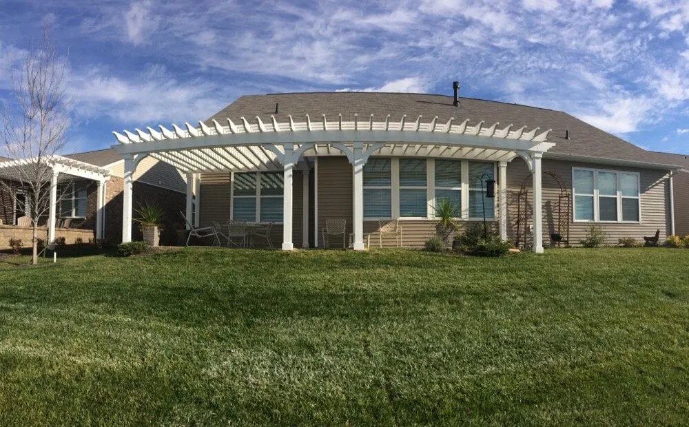 Local yard cleanup service experts serving Indianapolis, IN - JL Woodscapes