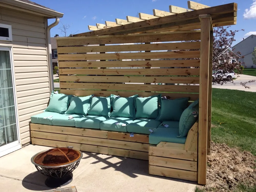 Reliable lawn mowing service with custom design across Indianapolis, IN - JL Woodscapes