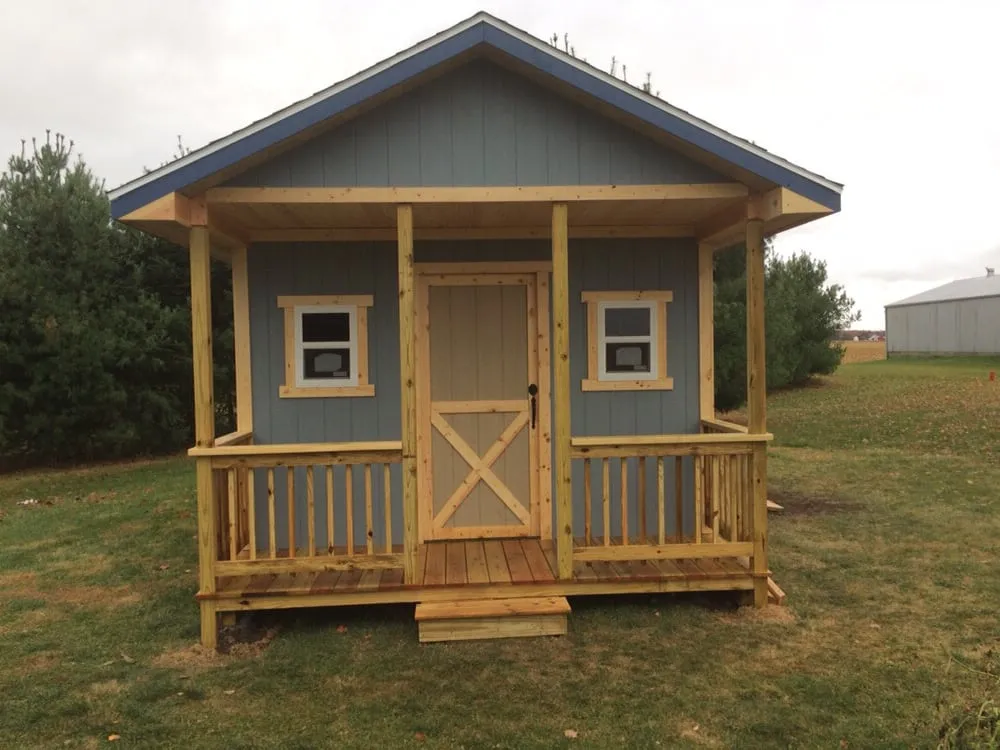 Professional landscaping services experts serving Indianapolis, IN - JL Woodscapes