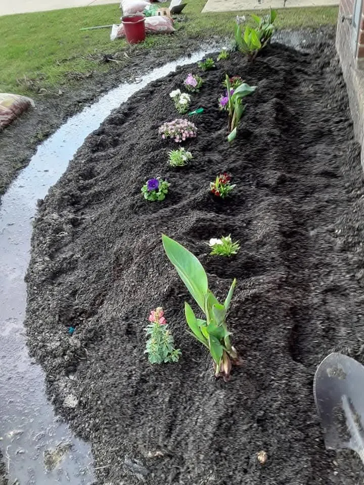 Reliable residential landscaping for beautiful yards in Monroe, LA by JLC Lawn Care