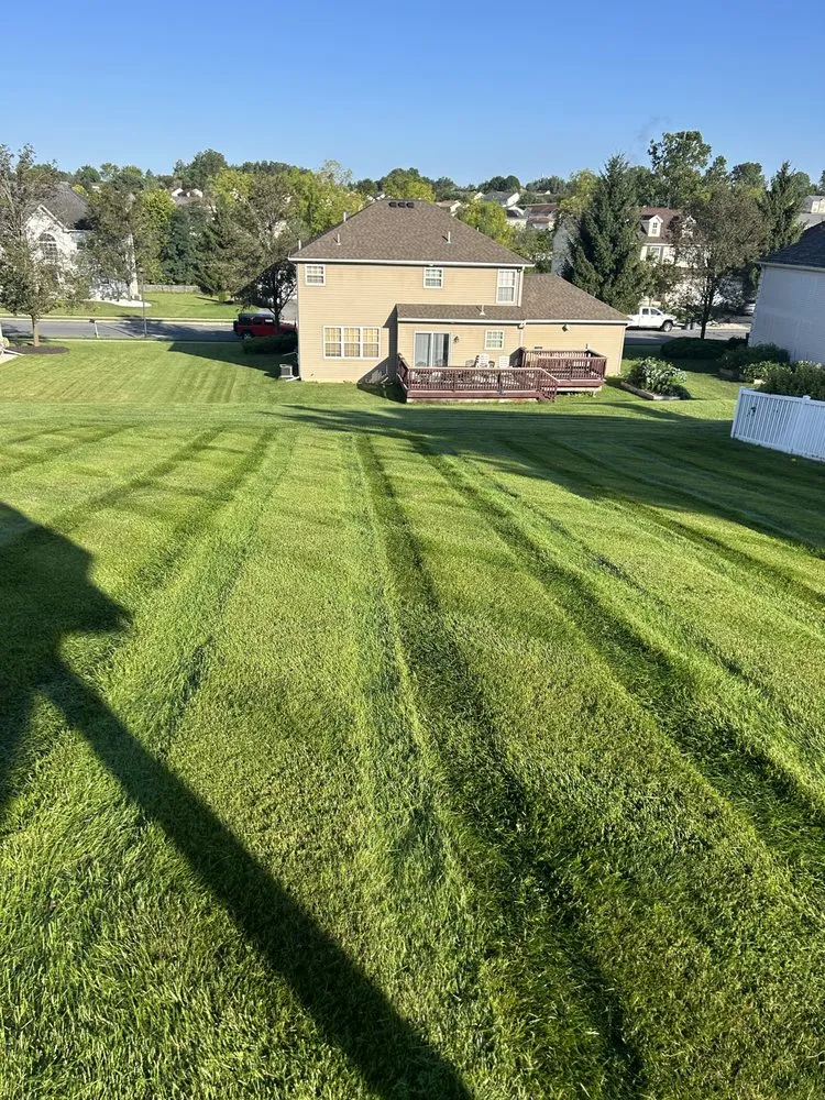 Reliable lawn care service experts serving Northampton, PA - JLC Lawn Care
