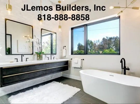 JLemos Builders Logo