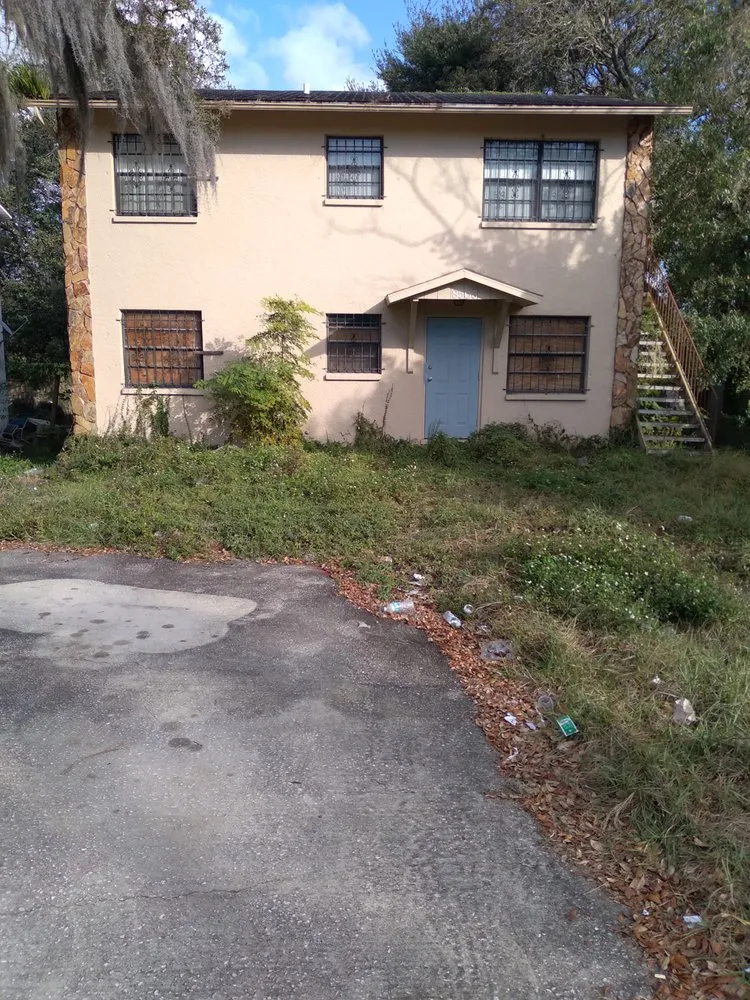 Top-rated lawn mowing service near you across Tampa, FL - JLG Landscaping & Property Maintenance