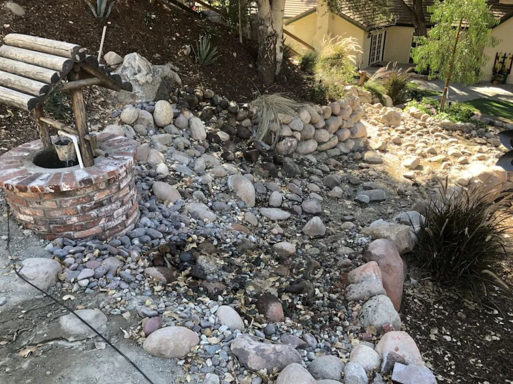 Custom residential landscaping with custom design across Santa Clarita, CA - JLG Landscaping & Tree Service