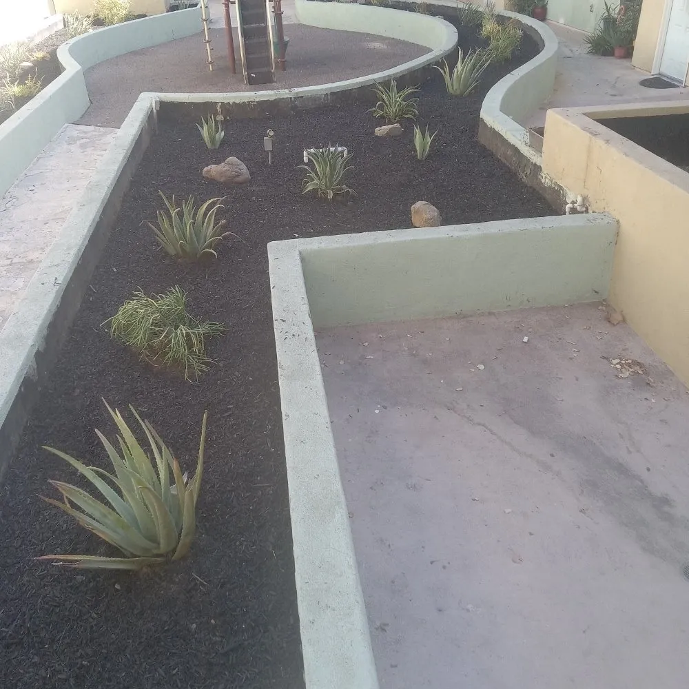 Affordable garden landscaping for residential properties across Simi Valley, CA - JLG Landscaping