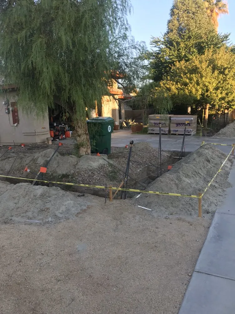 Affordable yard cleanup service in Palm Desert, CA by JLHS Lawn Care & Design