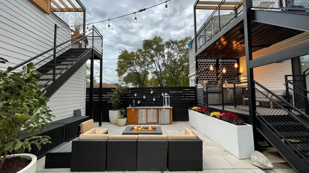 Expert garden landscaping in Chicago, IL by JLV Builders