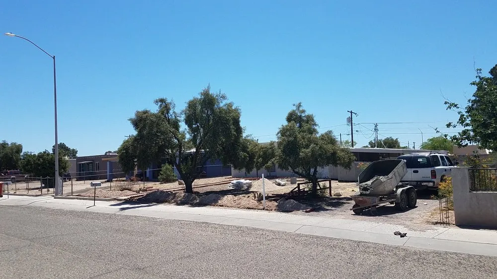 Affordable yard cleanup service experts serving Tucson, AZ - JM & M Handyman Services And landscaping