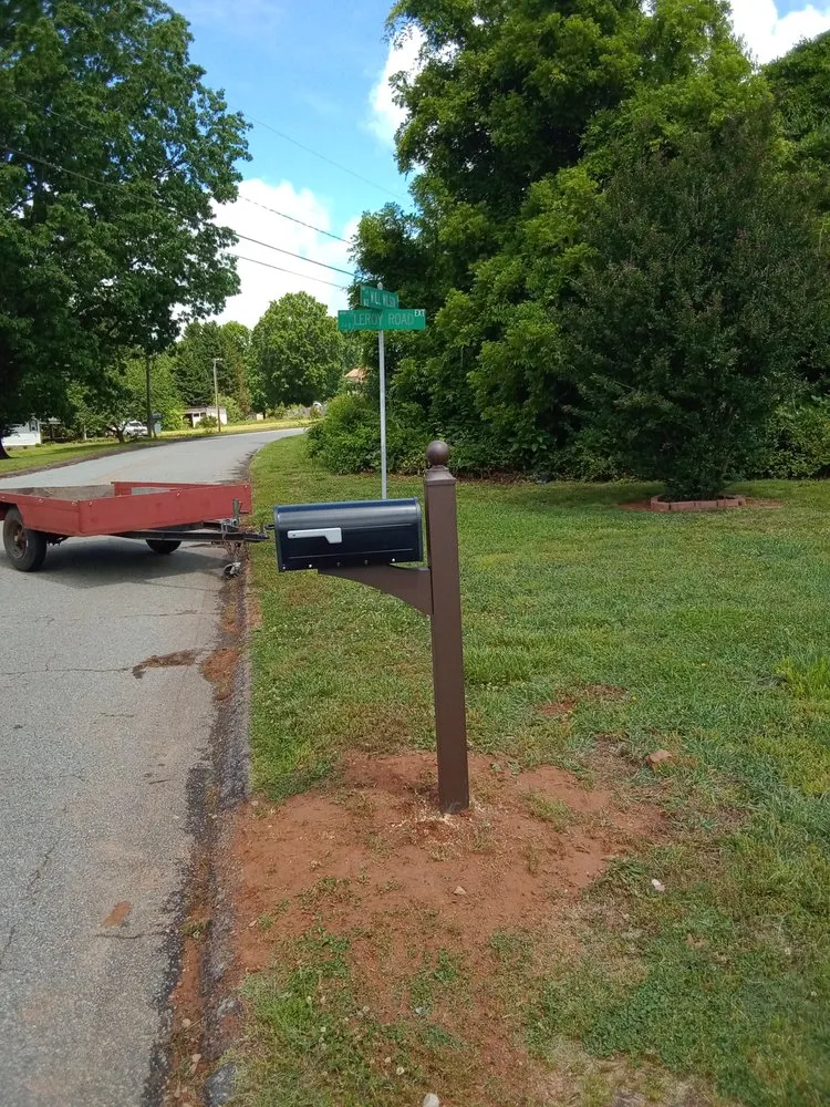 Top-rated lawn care service in Township of Taylorsville, NC by J/M Brothers services