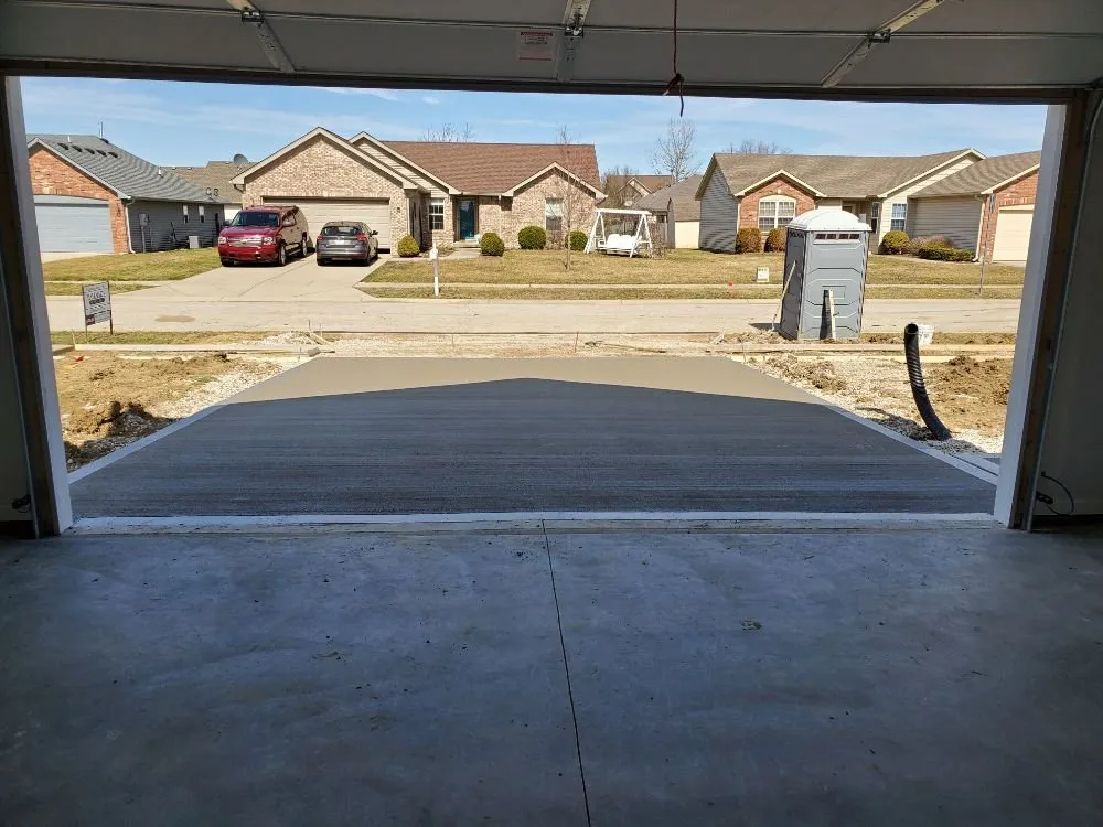 Custom lawn mowing service experts serving Saint Paul, IN - JM Construction