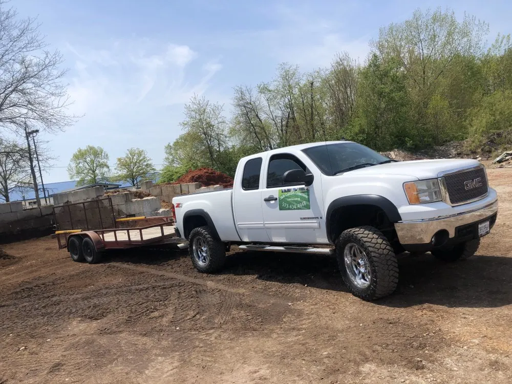 Trusted yard cleanup service for beautiful yards across Springfield, IL - J&m Custom Creation Landscaping