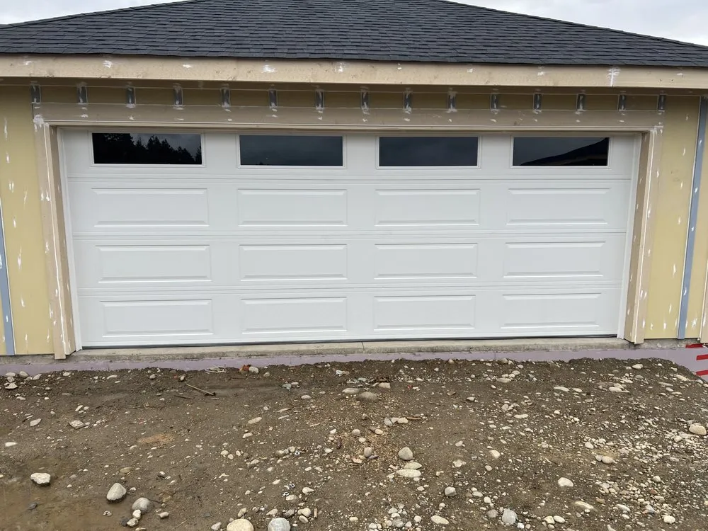 Trusted yard maintenance in Seattle, WA by J.M. Custom Services