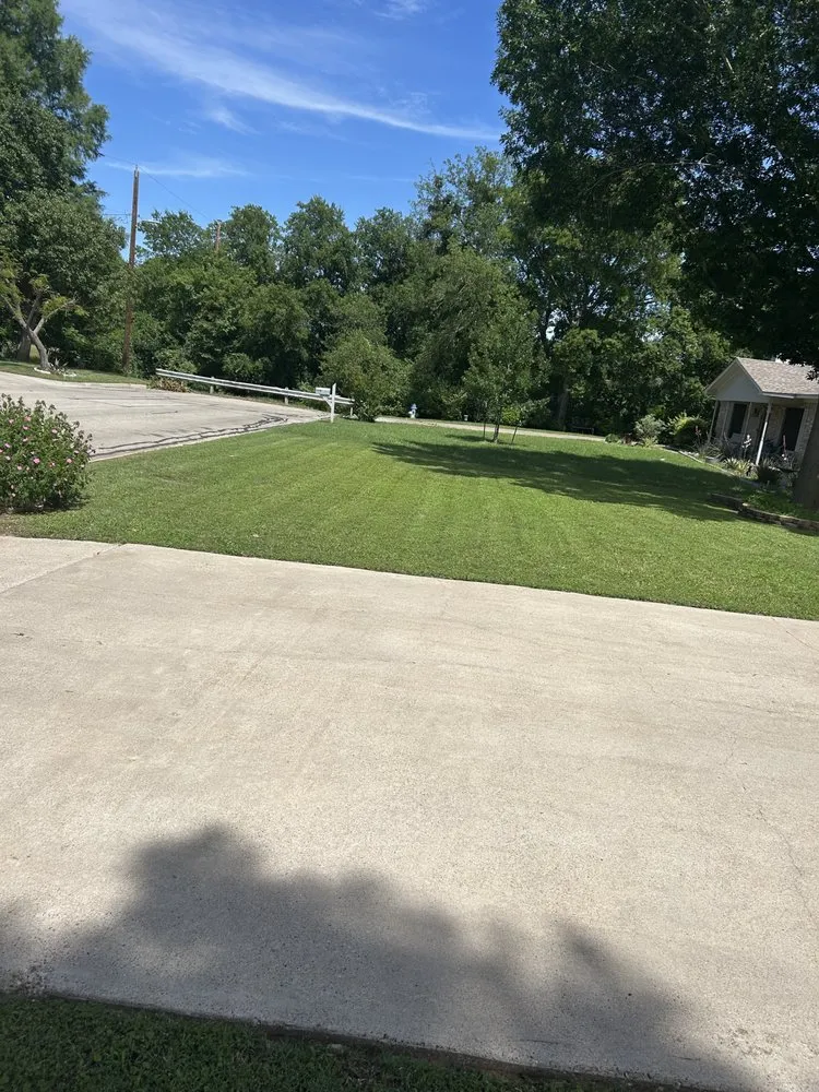 Reliable residential landscaping experts serving Denton, TX - JM Landcsaping