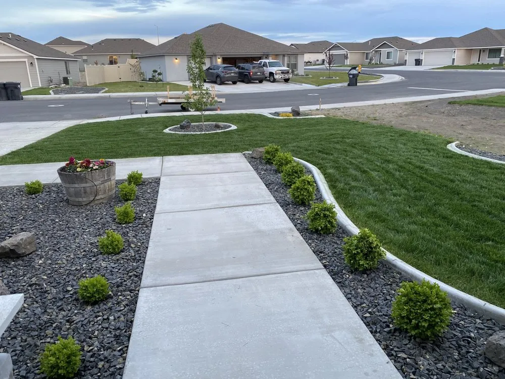 Reliable yard cleanup service in Richland, WA - J&M Landscape and Earthworks