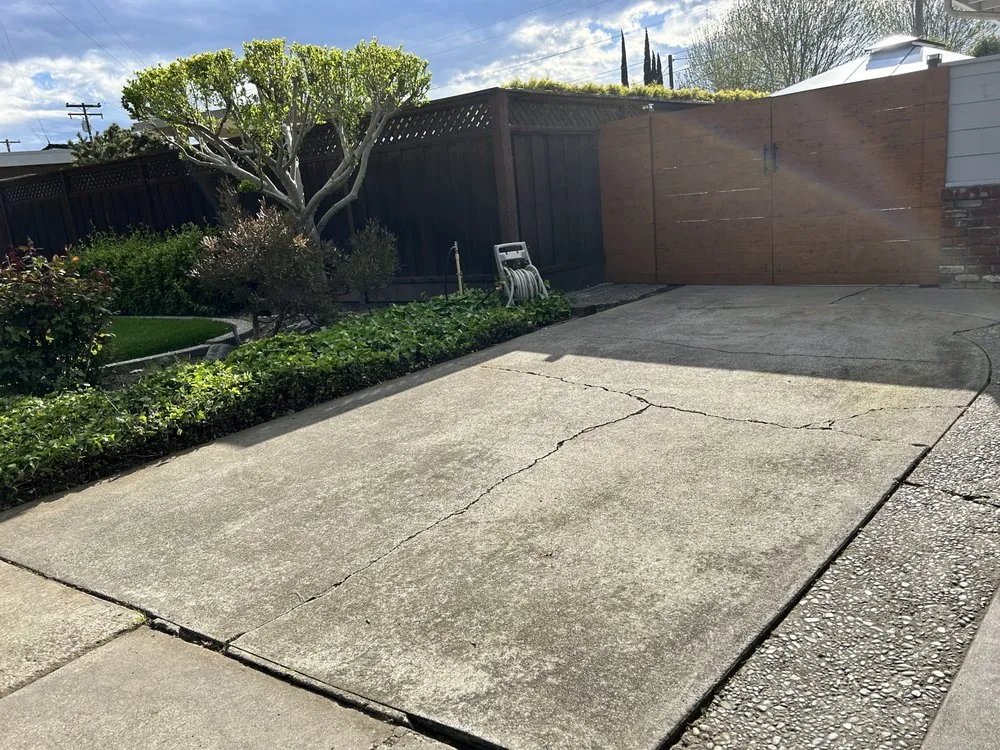 Affordable yard cleanup service in Modesto, CA by JM Landscape