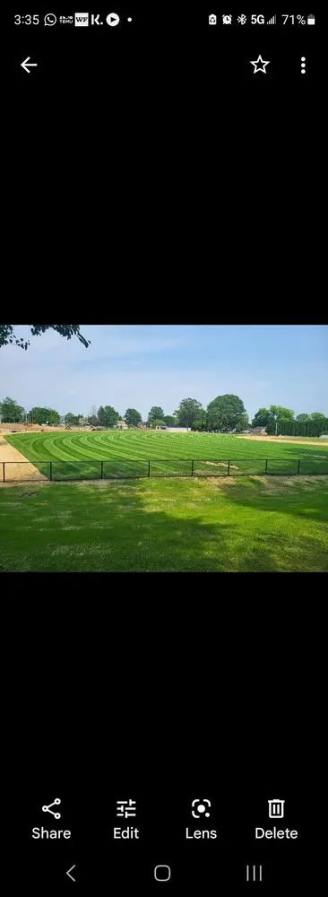 Affordable garden landscaping for homes in New Castle, DE by J&M Landscape