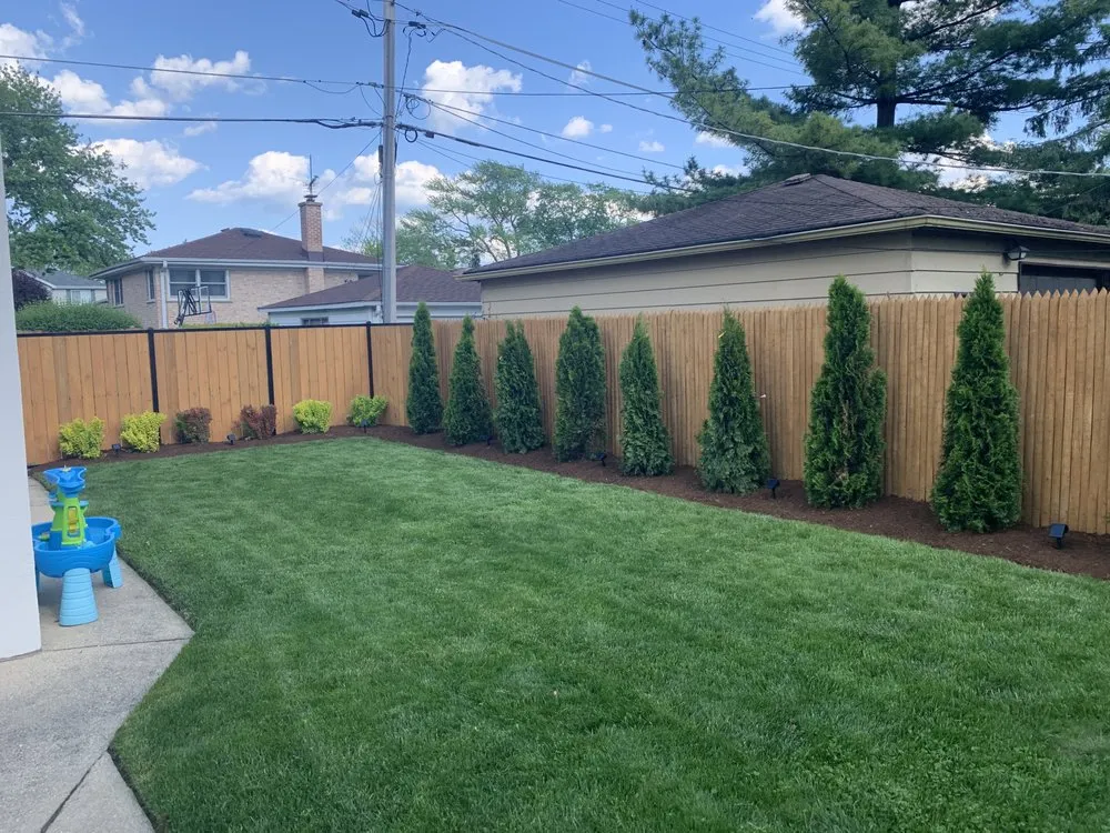 Custom garden landscaping in Carpentersville, IL by JM Landscaping