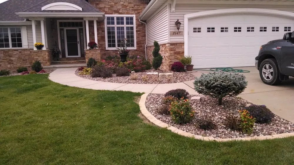 Top-rated garden landscaping for outdoor upgrades in Green Bay, WI by JM Landscaping