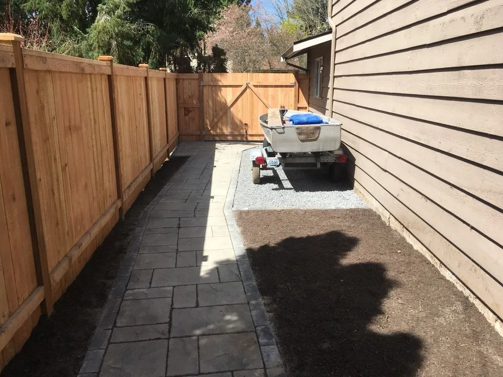 Custom residential landscaping for homes in Lynnwood, WA by JM Landscaping